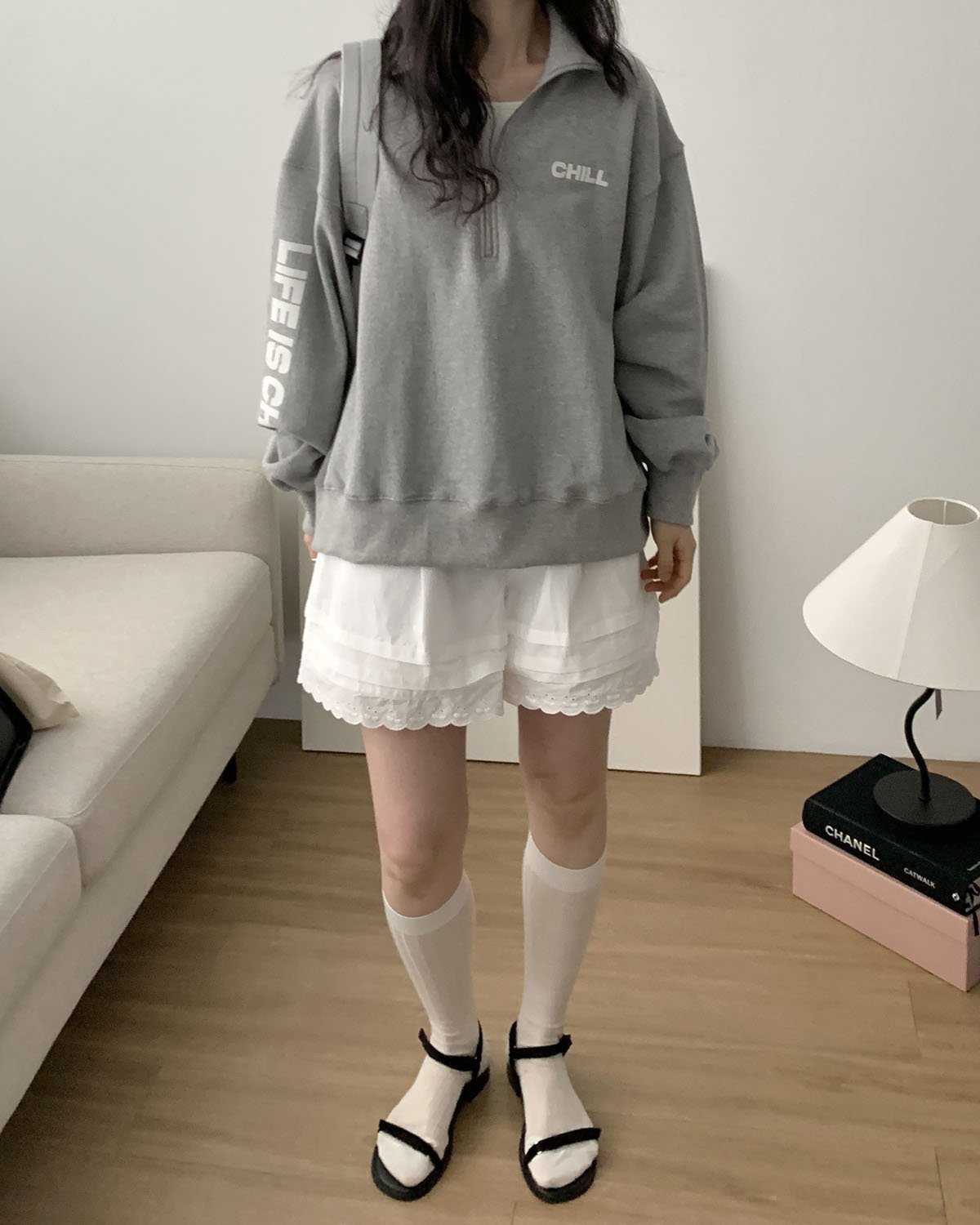 벨벳 더블 벨크로 샌들 스트랩 플랫 슈즈 (블랙, 굽 2cm) 상세 이미지 2